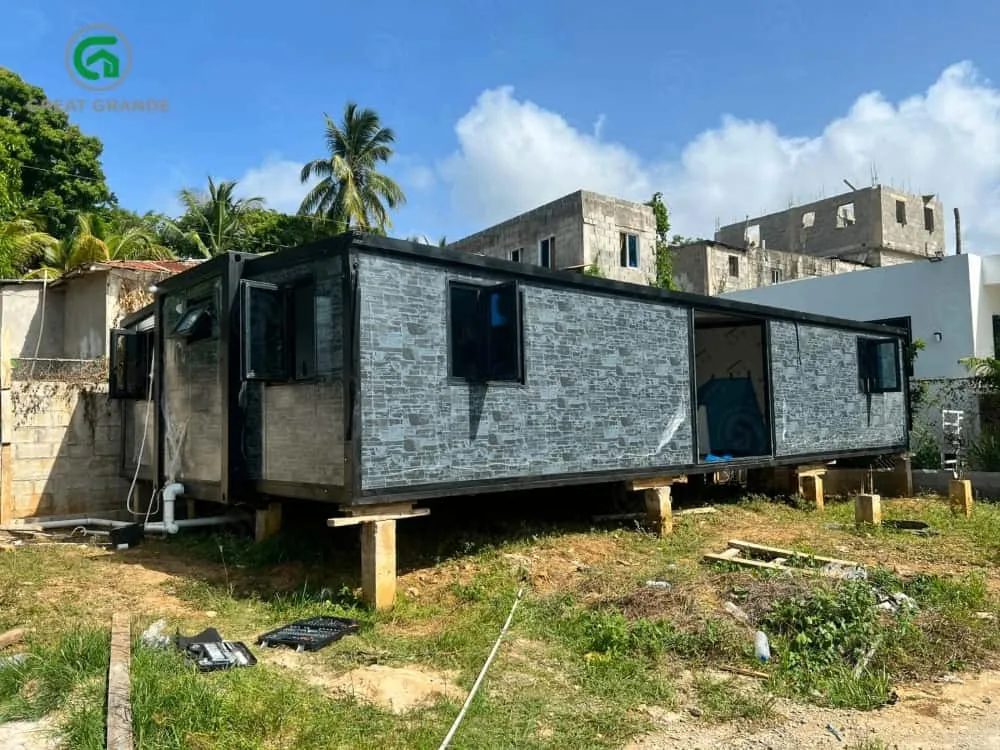 Four bedrooms on a coastal plot in the Dominican Republic