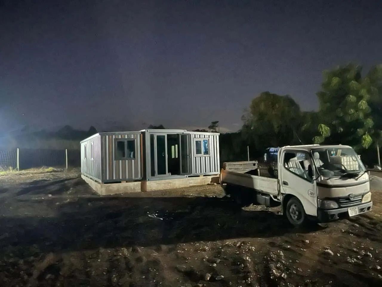 A cyclone-spec unit on the Mauritian coast — site photo 1